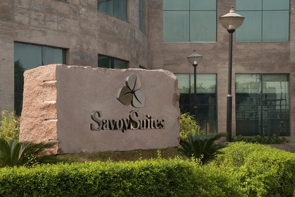 Savoy Suites Greater Noida Exterior foto